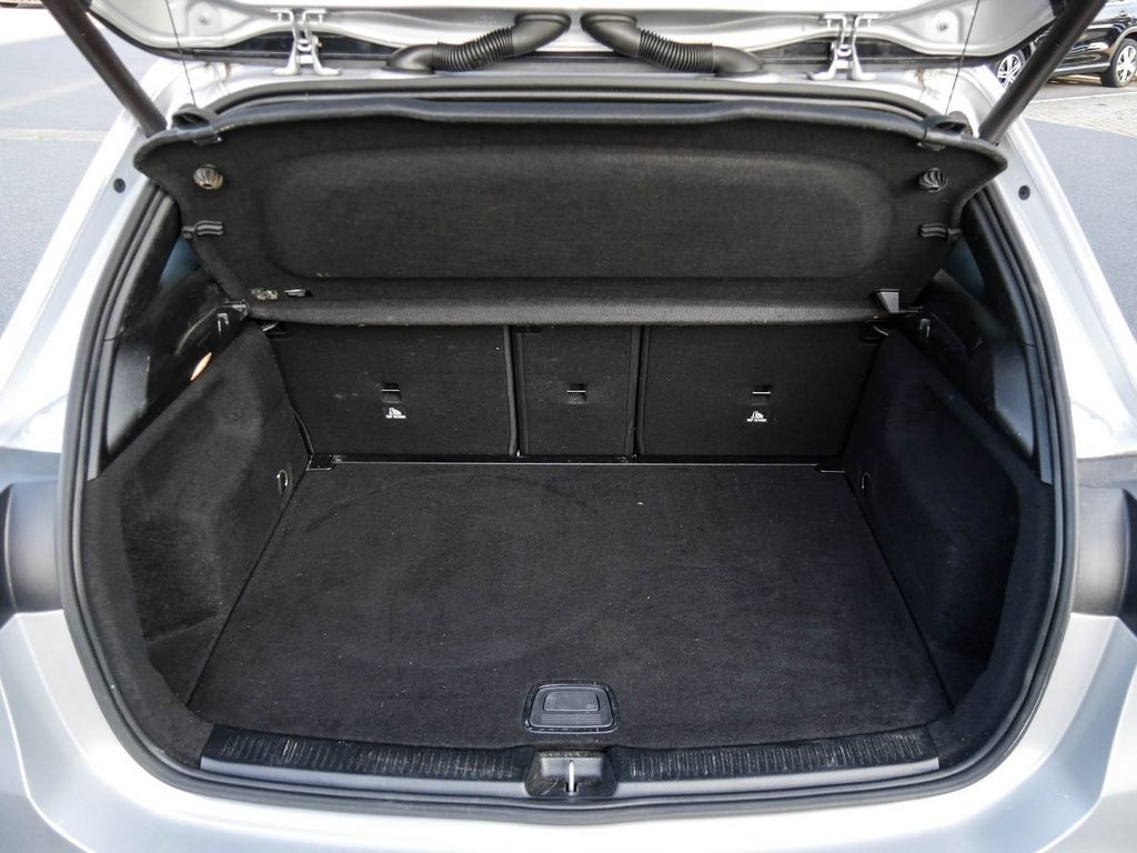 Mercedes-Benz B 200 d 4M |Edition|AMG|NIGHT|DISTR|LED|NAVI|AHK