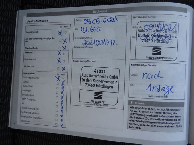 Fahrzeugabbildung Seat Leon Style/Automatik/1.Hd/Navi/PDC/80TKM/