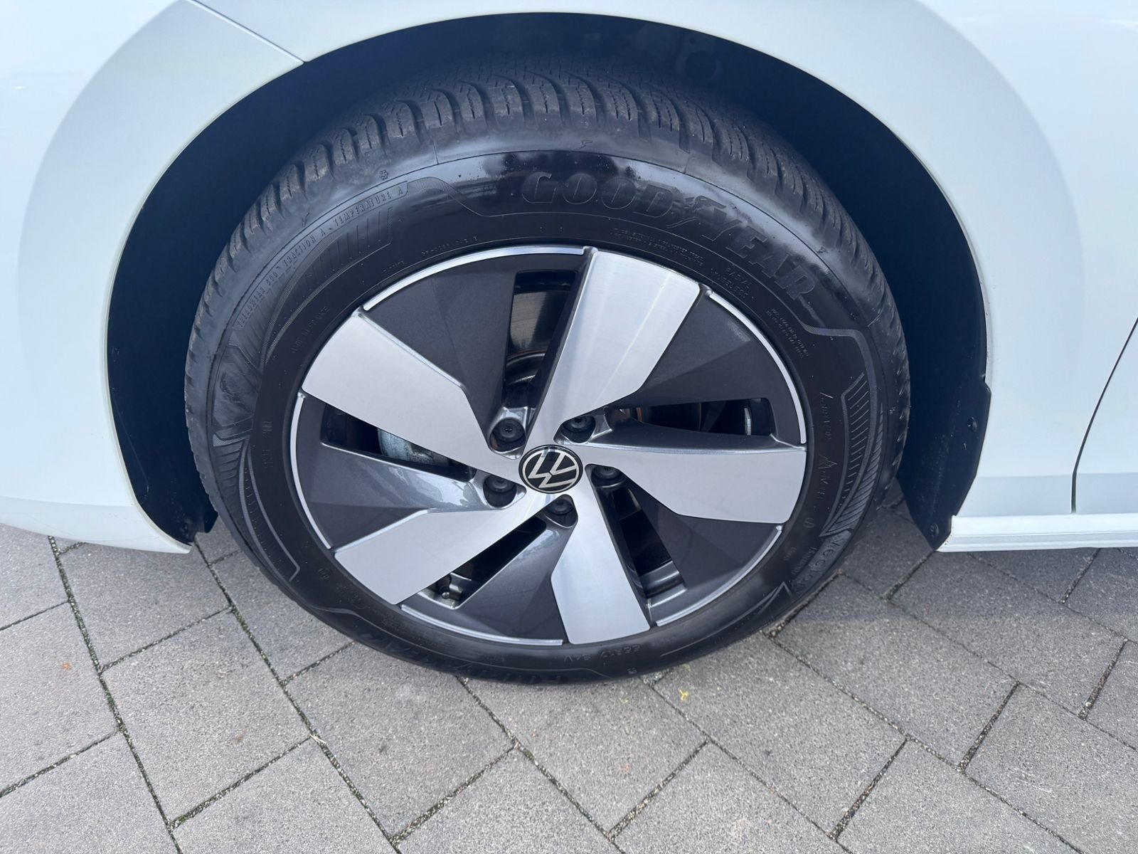 Volkswagen Passat Variant - Bild 10