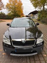 Skoda Octavia 2.0 TDI DSG 4x4 Scout Combi Scout - Skoda aus 2012: Scout