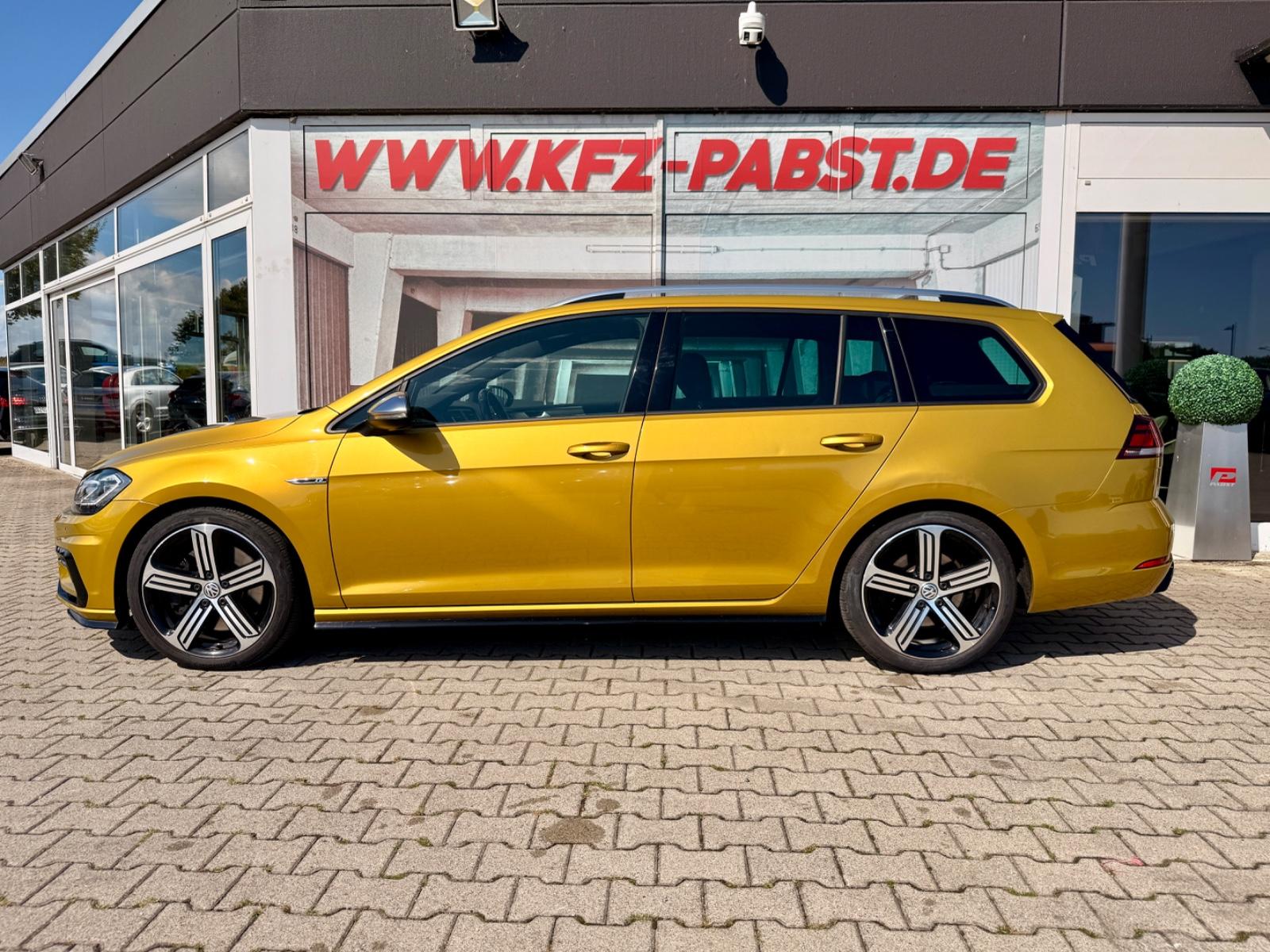 Volkswagen Golf VII Variant R 4Motion LED ACC DCC PANO