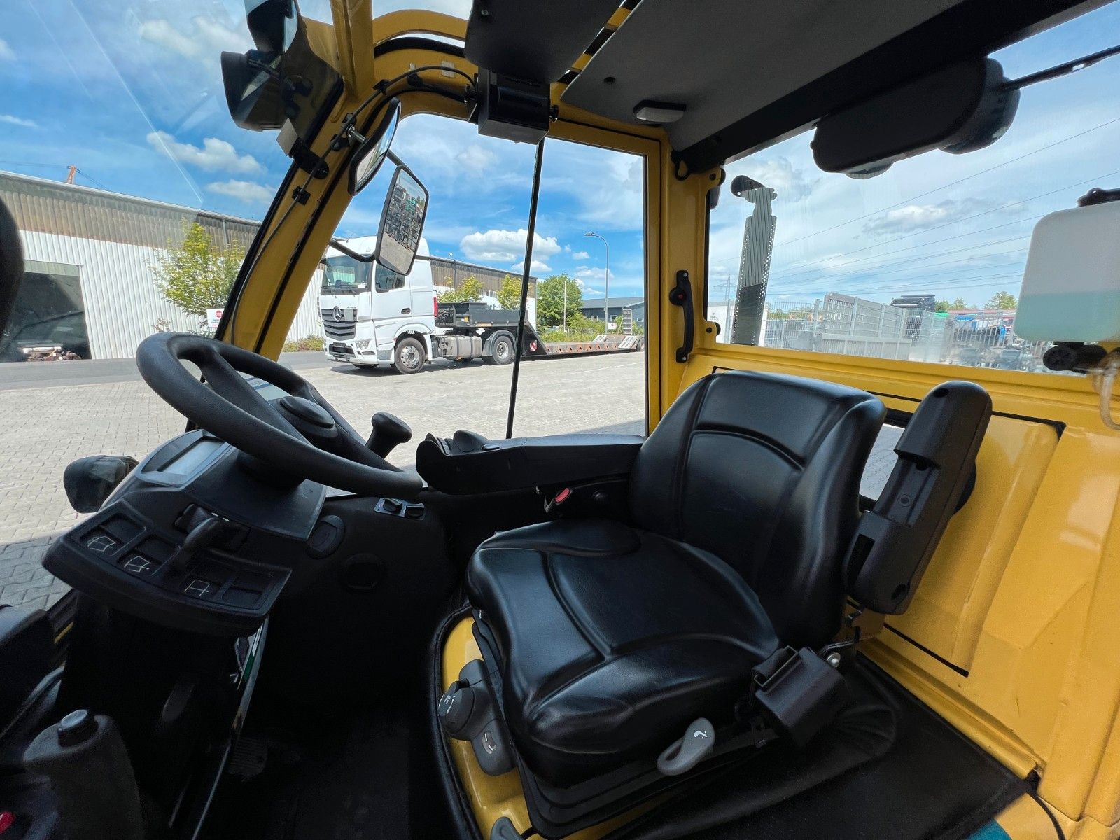 Fahrzeugabbildung Hyster H1.6 FT / Verstellgerät / HH: 4.45m / nur 812h