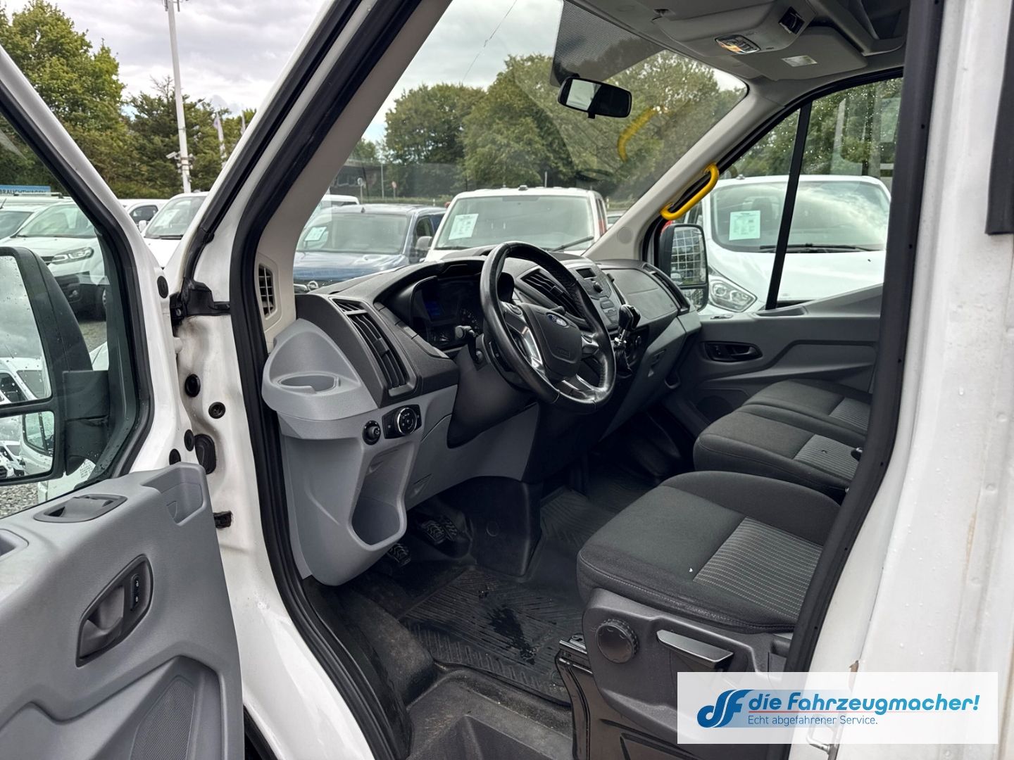 Fahrzeugabbildung Ford Transit Kombi 350 L3 Trend 2.2 TDCi DPF *7211 *K