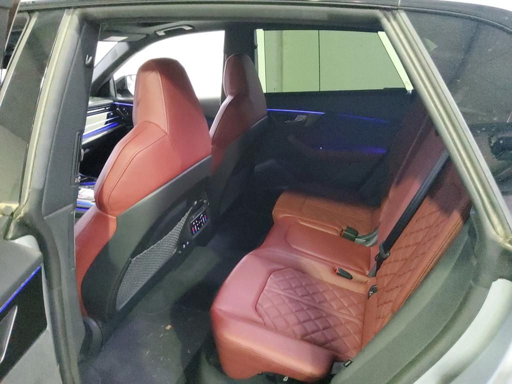 Audi SQ8 - Bild 7