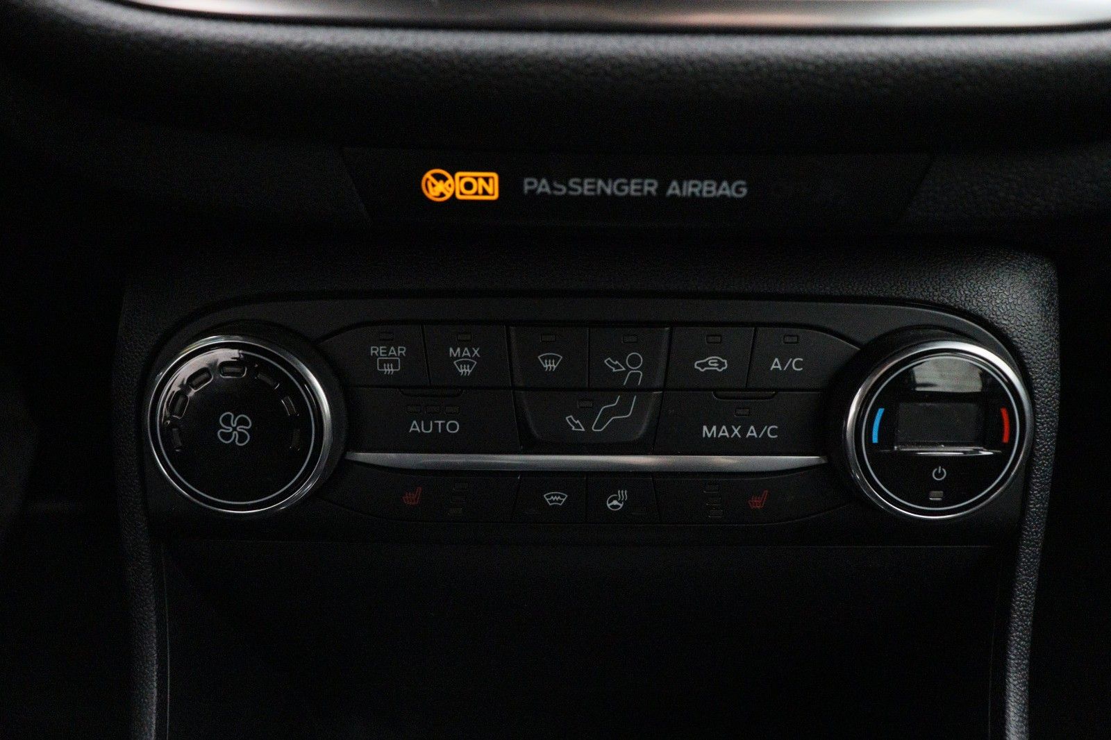 Fahrzeugabbildung Ford Fiesta 1.0 Active
