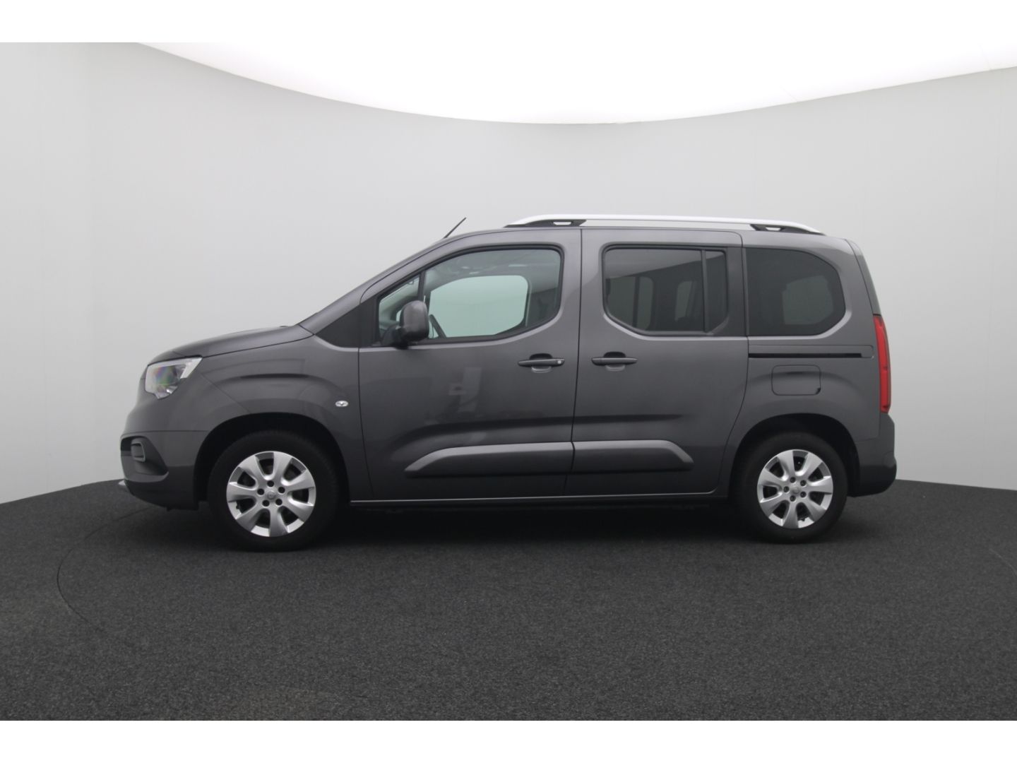 Fahrzeugabbildung Opel Combo Life INNOVATION AHK Kamera SHZ