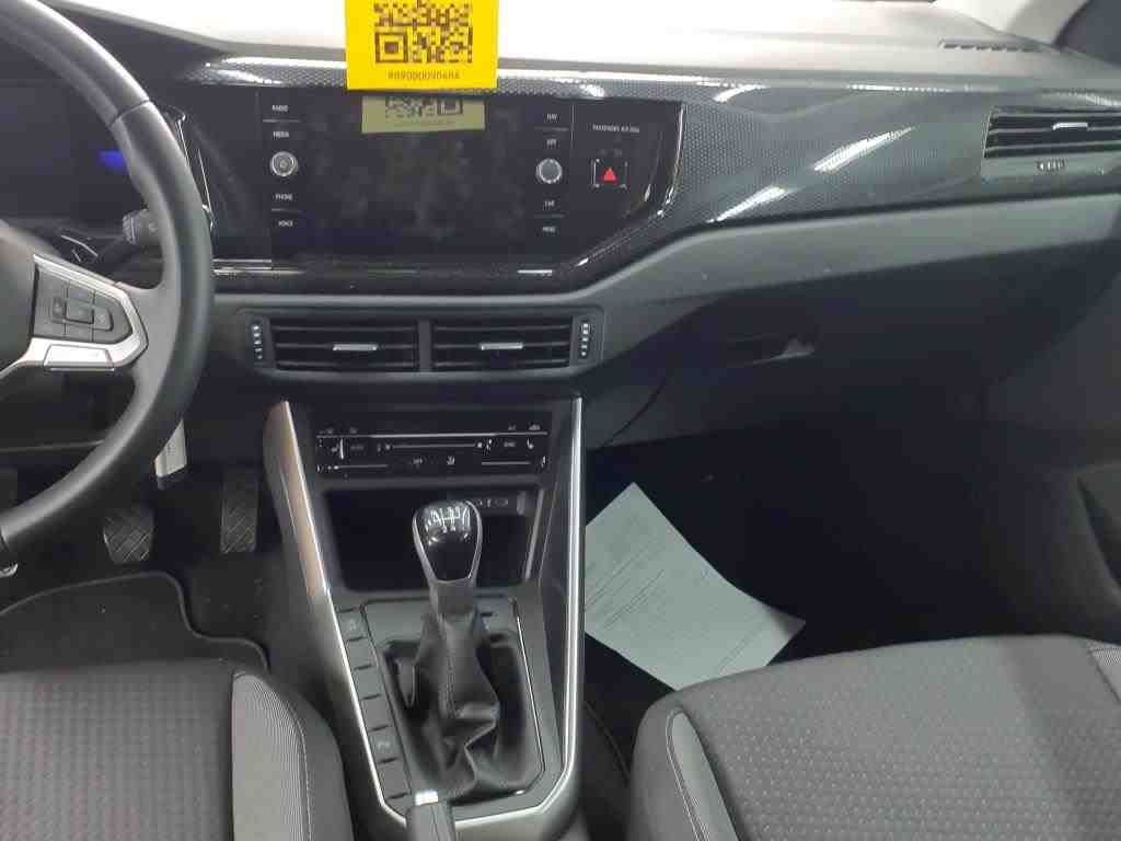 Fahrzeugabbildung Volkswagen Polo Life 1.0 TSI | LED RFK ACC Navi App