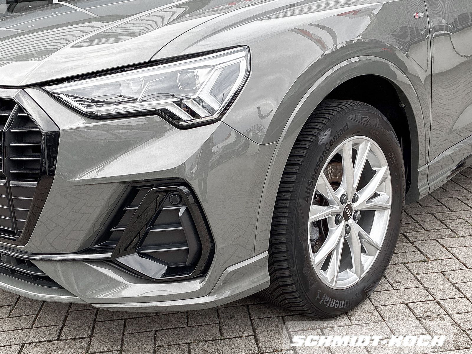 Audi Q3 SUV 35 TFSI S-TRONIC S LINE AHK NAVI LED foto 6