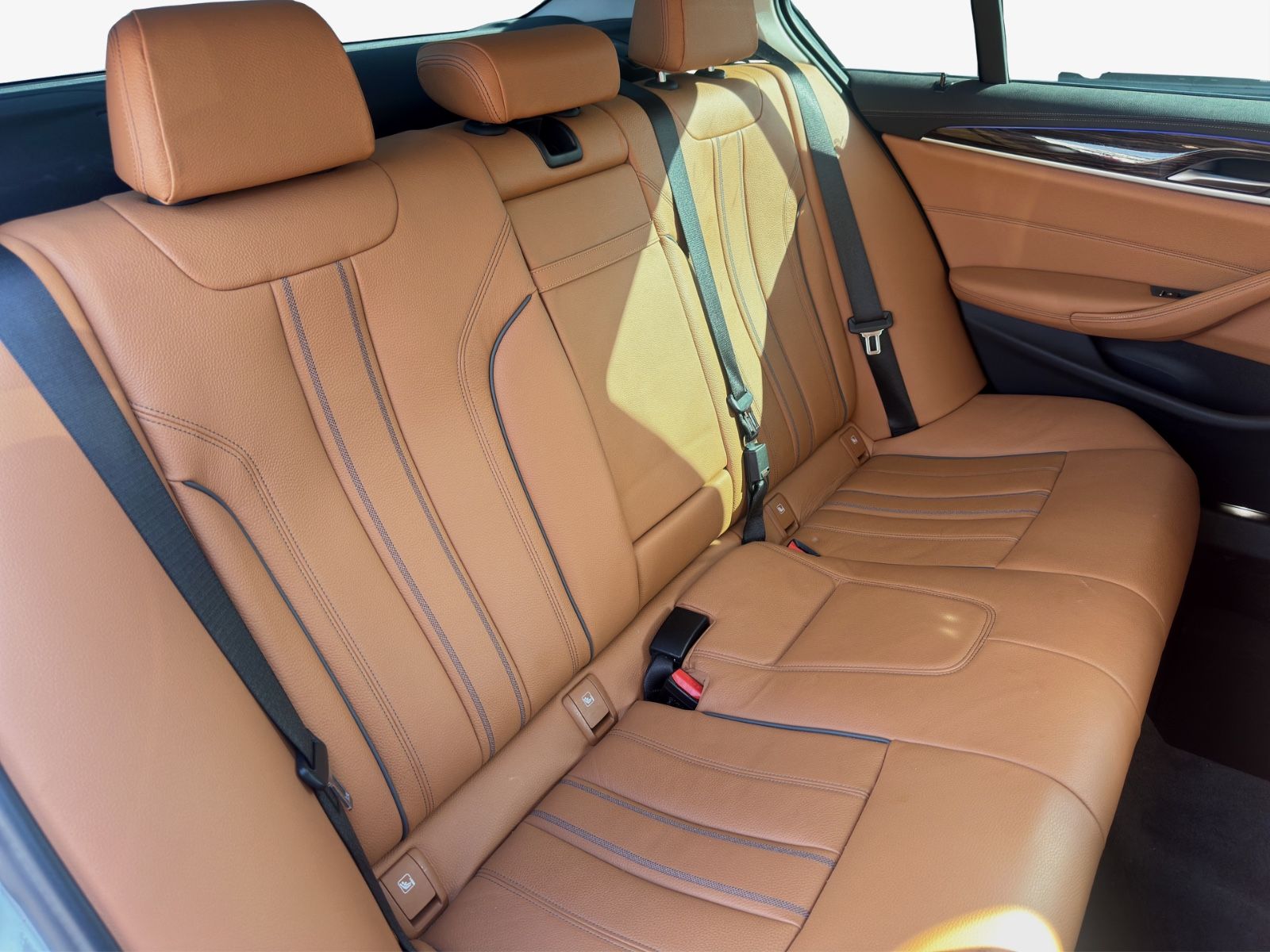 BMW 530d Luxury Line°LASER°ACC°HUD°PANO°KOMFORTSITZ° foto 13