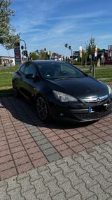 Opel Astra GTC 1.6 Turbo Edition