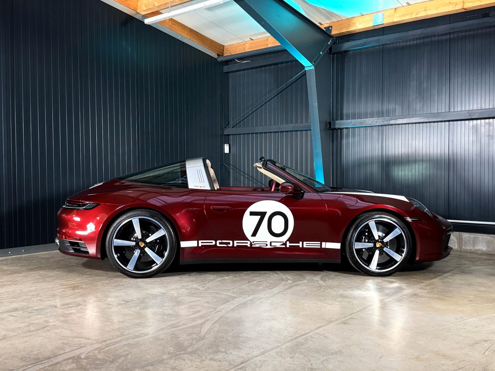 Porsche 911 Targa 4 S Heritage Design Edition + N1. 173