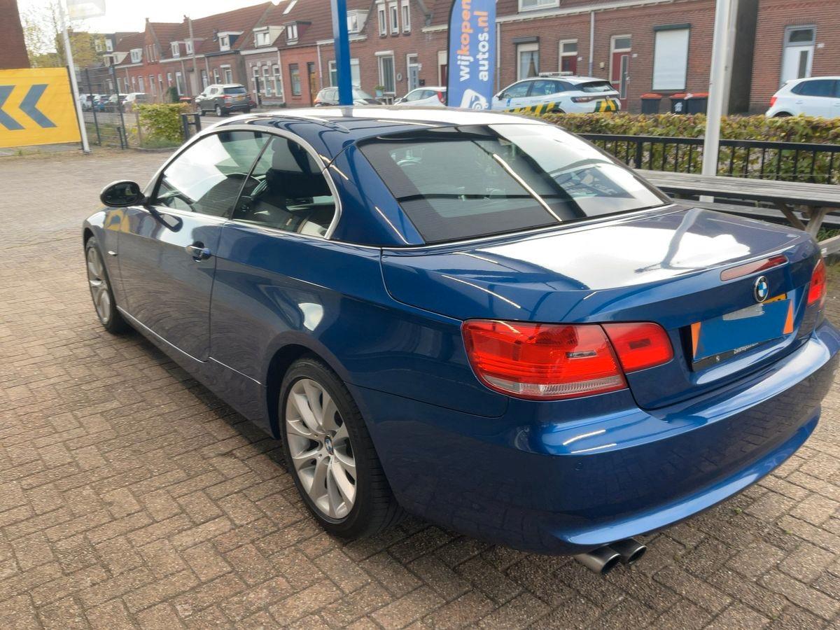 BMW 330iA Cabrio*Navi*Sportsitze/Lenkrad*Montegoblau