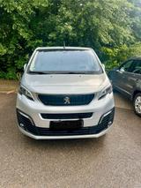 Peugeot Traveller - Peugeot Traveller aus 2018