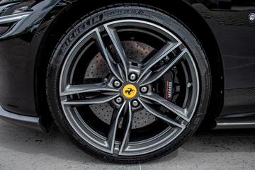 صورة مصغرة 12 لـ 2021 Ferrari ROMA