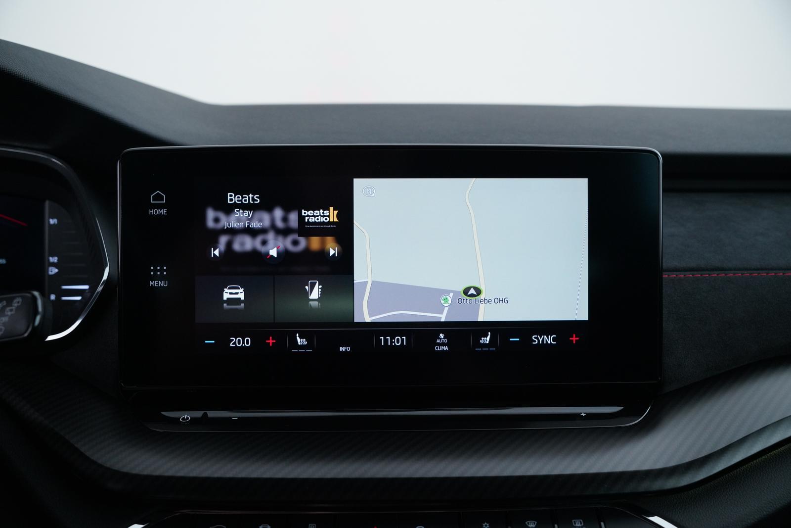 Skoda OCTAVIA COMBI RS 2.0TSI DSG HEAD-UP+SCHECKHEFT