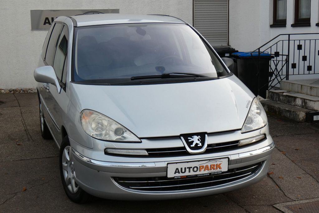 Peugeot 807