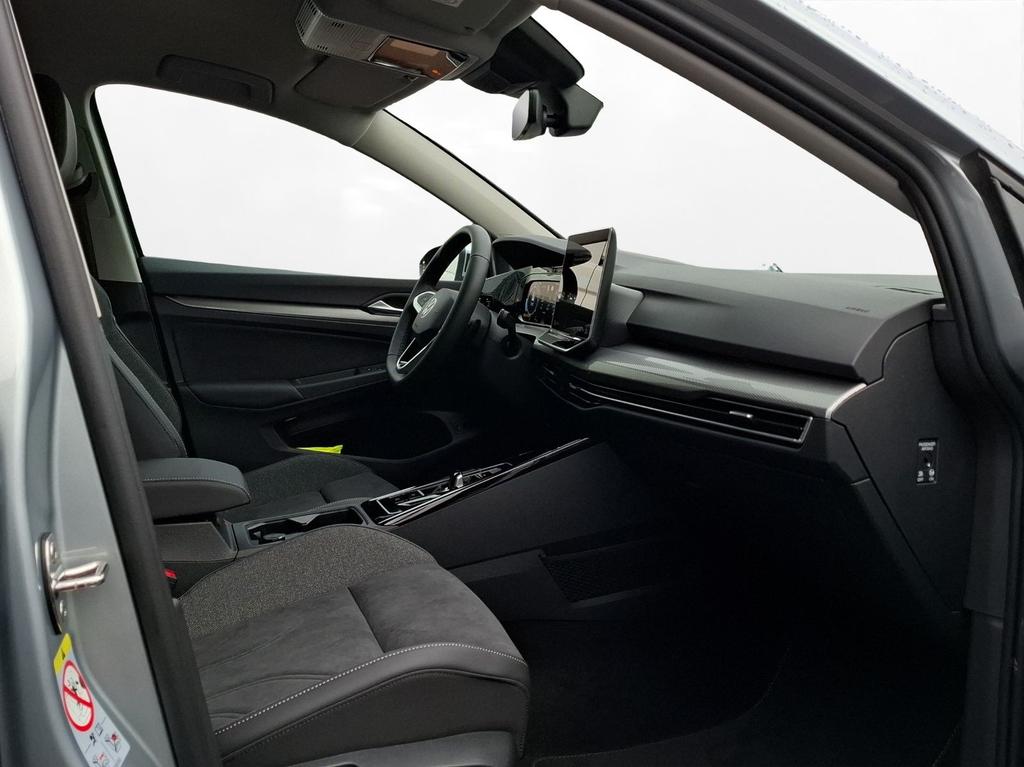 Volkswagen Golf 12