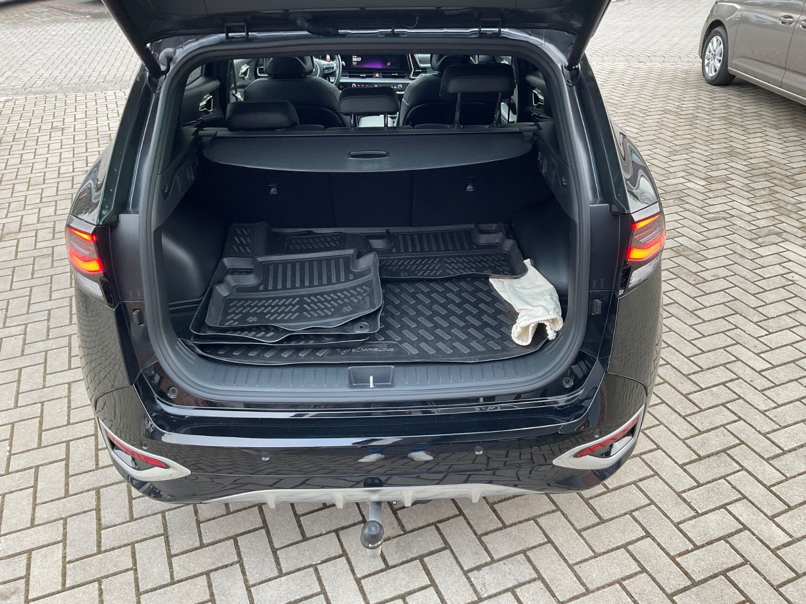 Fahrzeugabbildung Kia Sportage 1.6 CRDi GT-line,Panorama,Kamera,AHK,