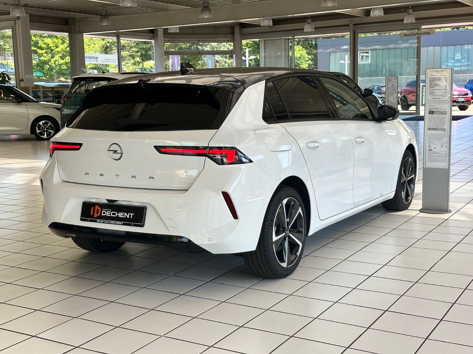 Fahrzeugabbildung Opel Astra L Lim. 5-trg. Elegance*SHZ*LHZ*RFK*PDC