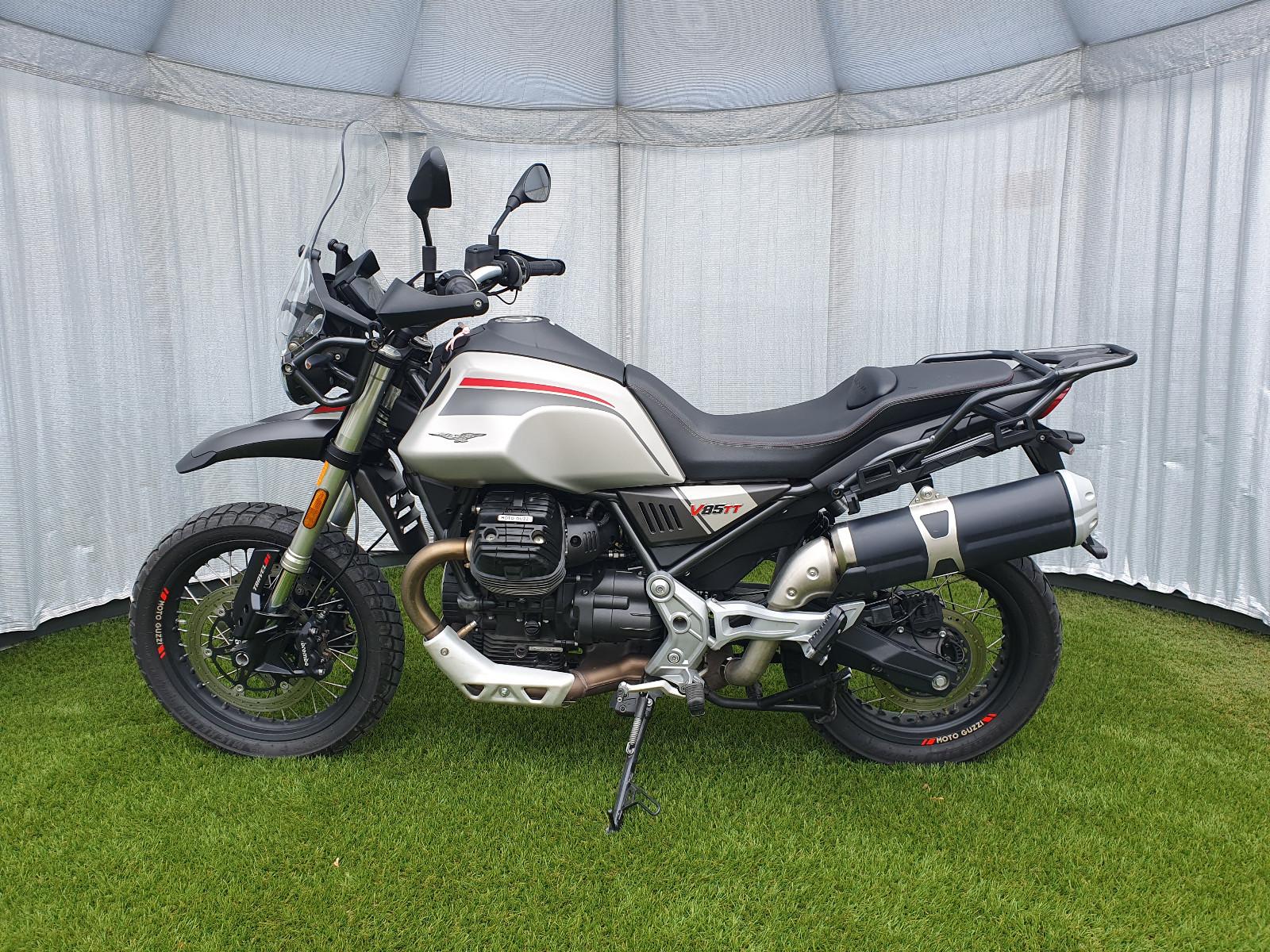 Moto Guzzi V85 TRAVEL