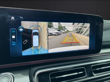 Mercedes V 220 - 8