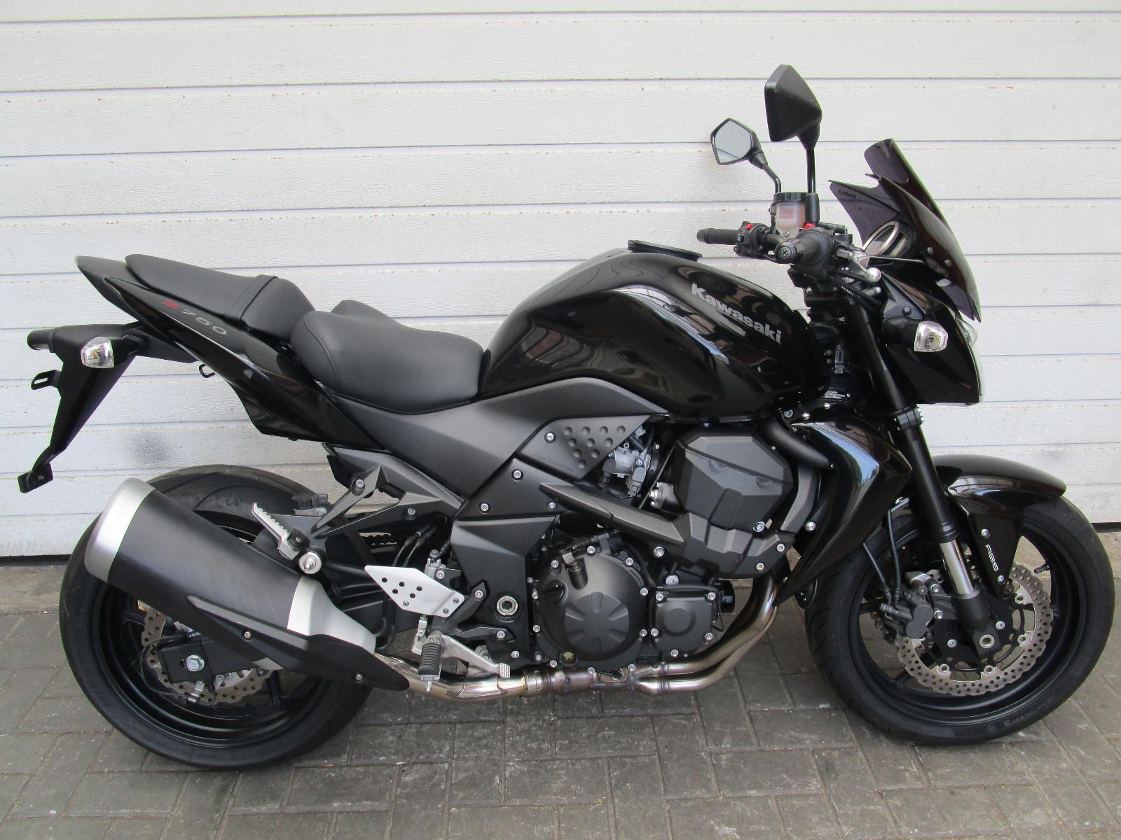 Kawasaki Z 750    1.Hand    Extras    Gepflegt