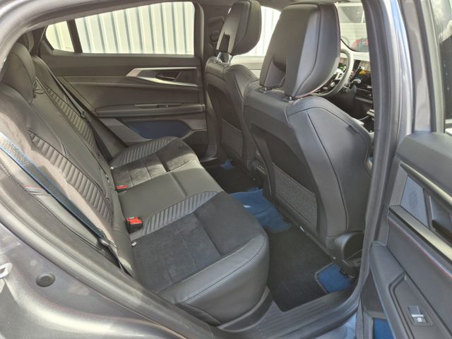 Renault Rafale 300 Plug-in Hybrid 4x4 Atelier Alpine VOL