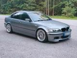 BMW 3er 325i E46 - M-Paket - BMW aus 2003: 3er