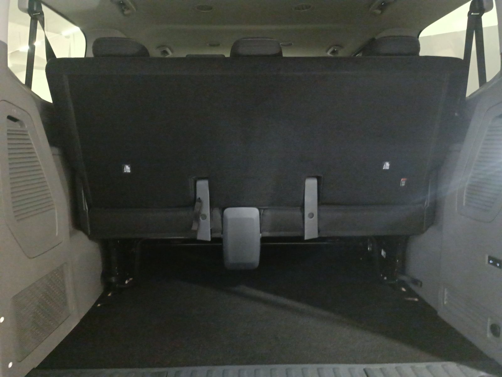 Volkswagen T7 Caravelle - Bild 18
