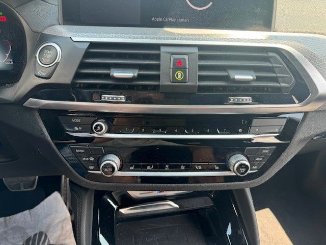 Fahrzeugabbildung BMW X4 M40 Leder+HUD+LED+HarmanKardon+Spur+Toterwink