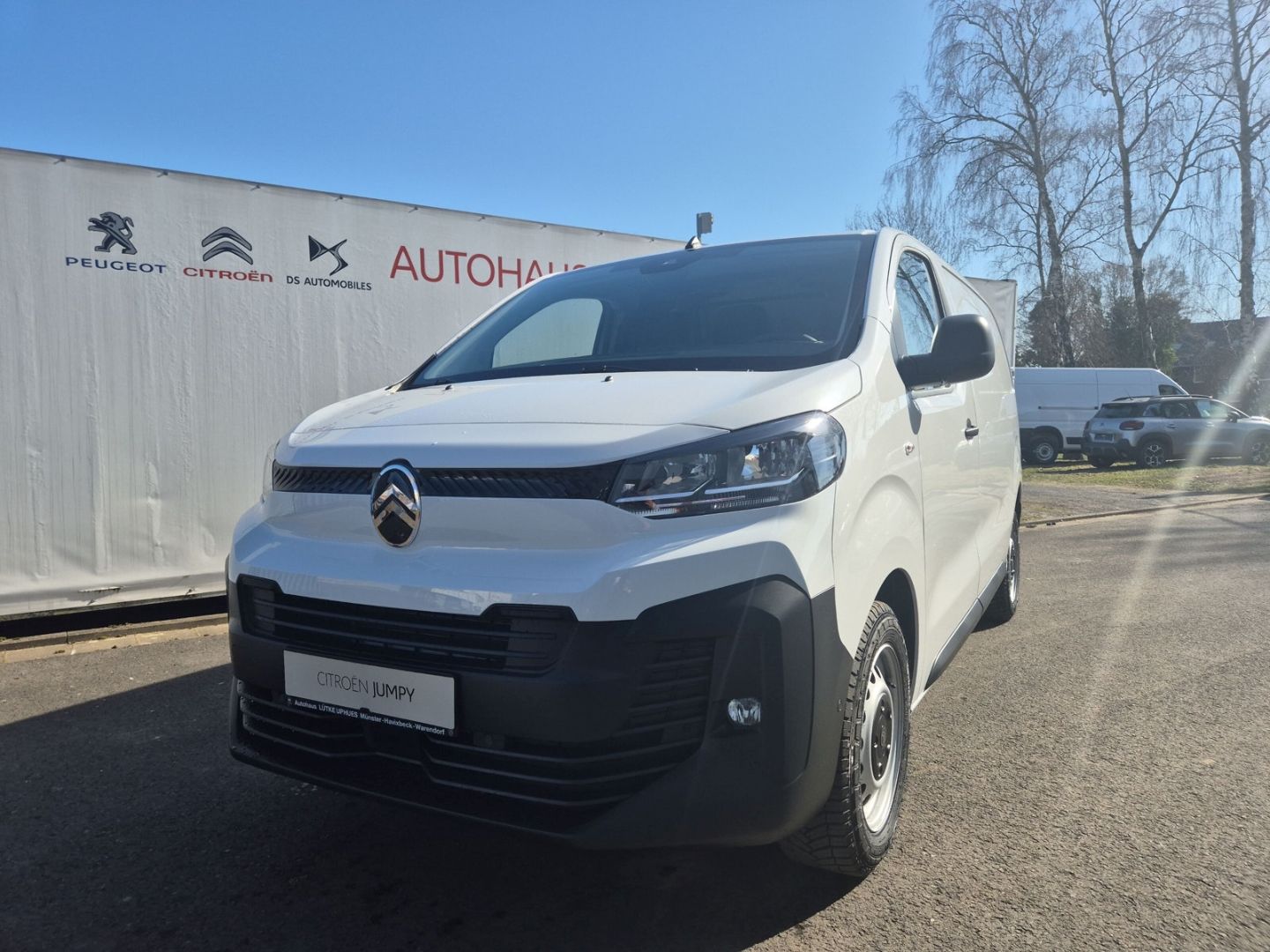 Fahrzeugabbildung Citroën Jumpy KW Standard (L2) 2.0 BlueHDi 145  AHK-abn.