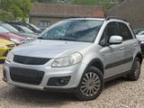 Suzuki SX4 Club-4x4-TÜV NEU-GUT ERHALTEN!!!! - silberne Suzuki SX4