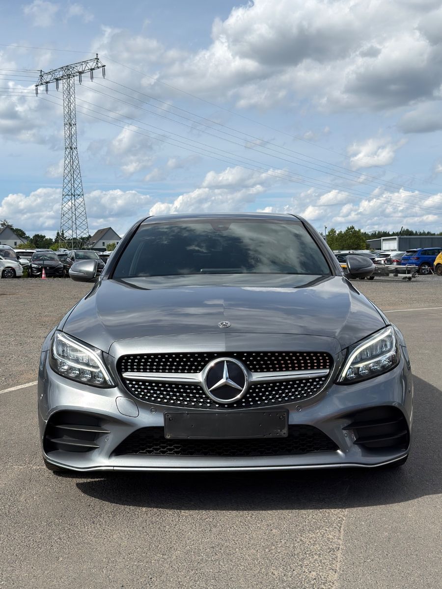 Mercedes-Benz C 180 C Limousine / AMG / imagem 2