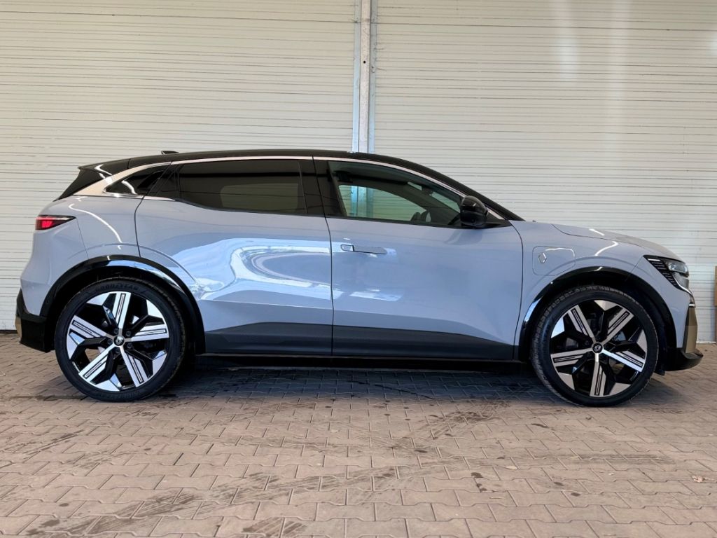 Renault Megane E-TECH E-Tech Iconic EV60 220h++HARMAN-KA imagem 3