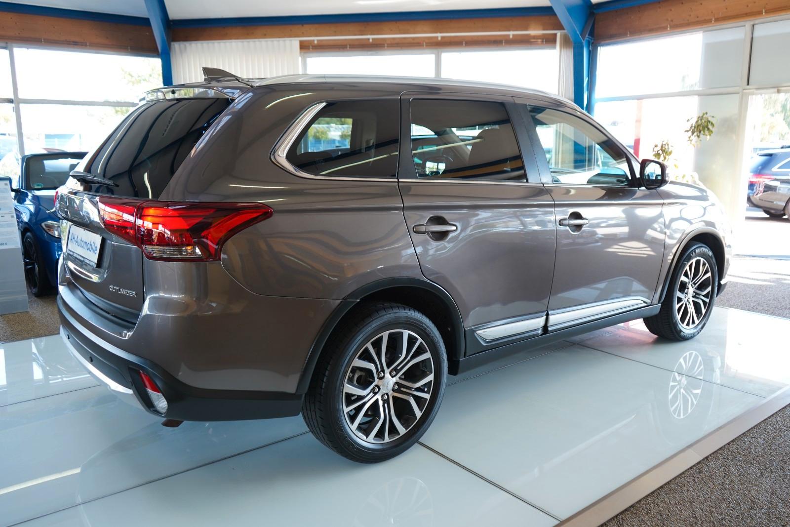 Mitsubishi Outlander Edition 100+ 4WD AUTOMATIK / XENON