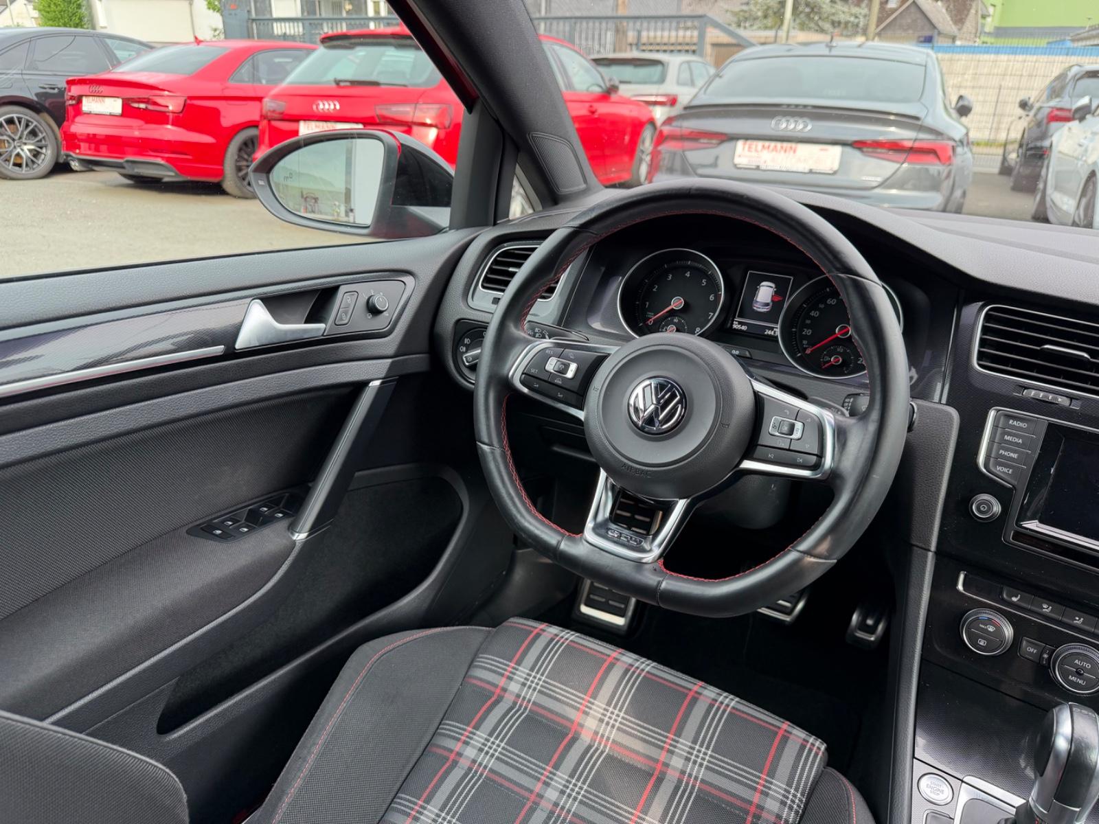VOLKSWAGEN GOLF VII LIM. GTI PERFORMANCE BMT 230 ch BVA - PACK SPORT - VOLANT EN CUIR