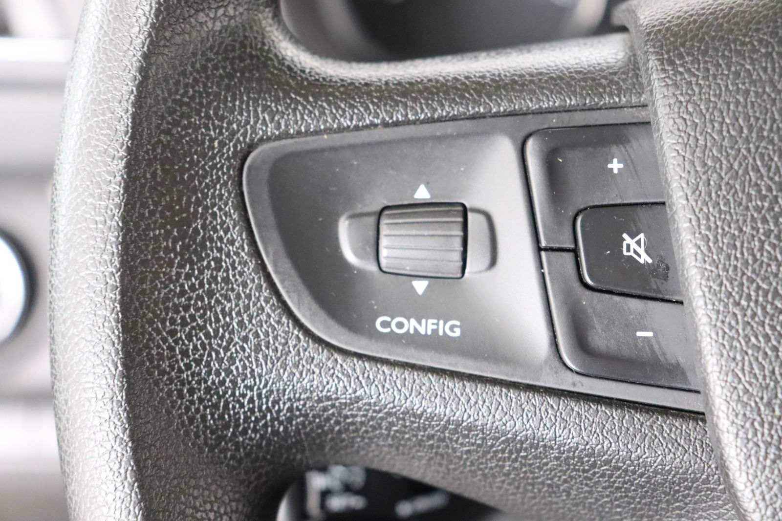 Fahrzeugabbildung Citroën Spacetourer Feel M * HUD * LED * RFK * AHK