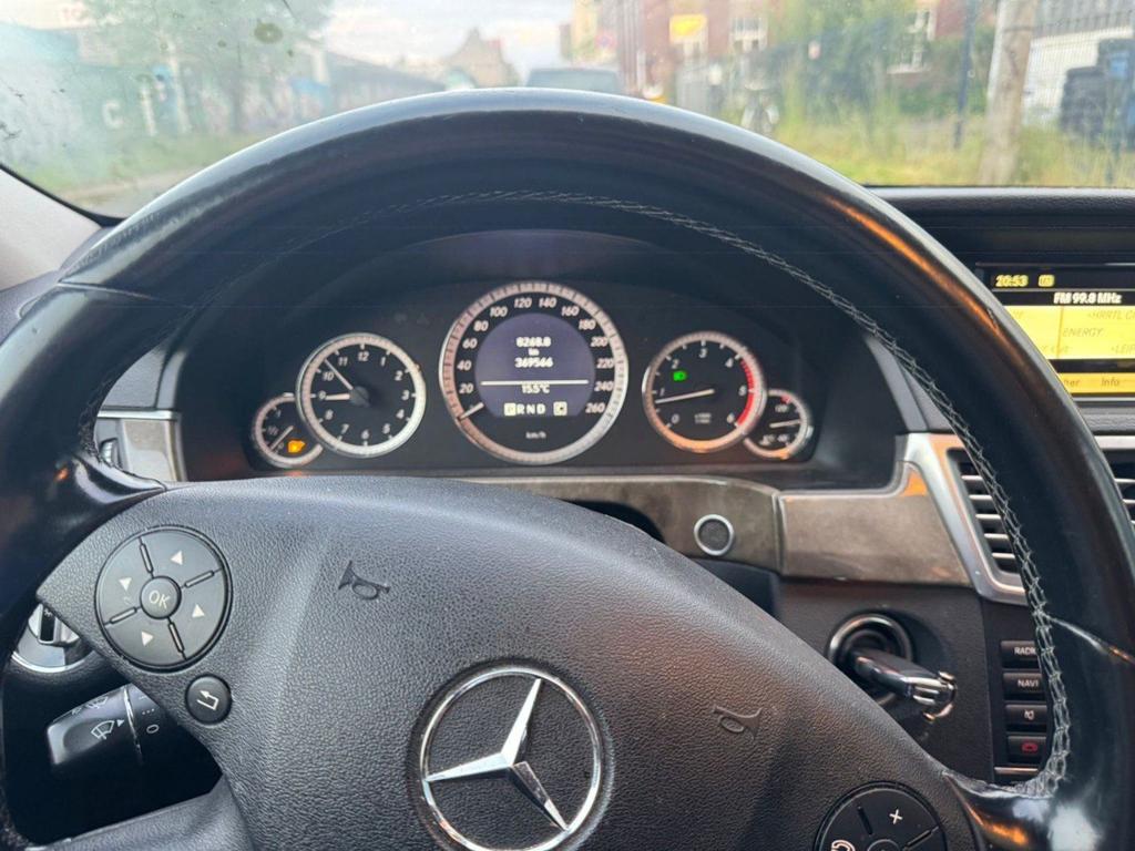 Mercedes-Benz E 200