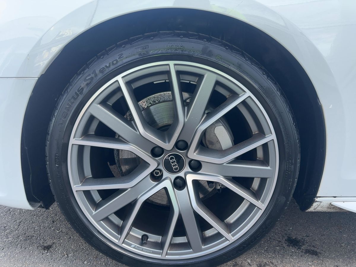 Audi A4 - Bild 12