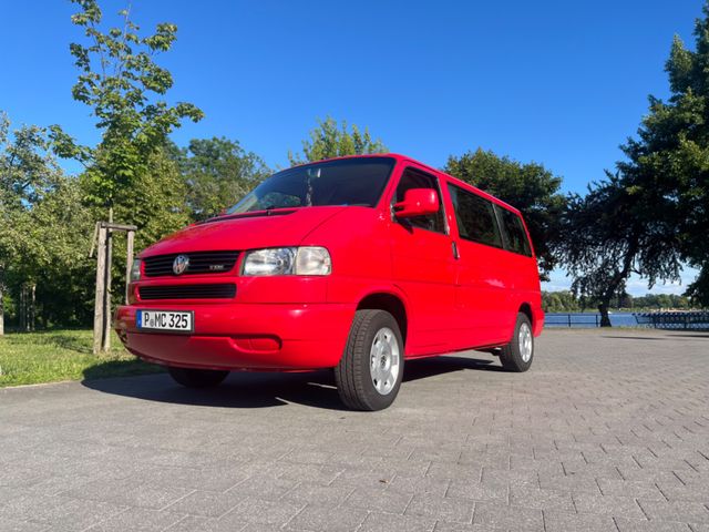 Volkswagen T4 Caravelle 2,5-l-Diesel TDI 75kW Standard