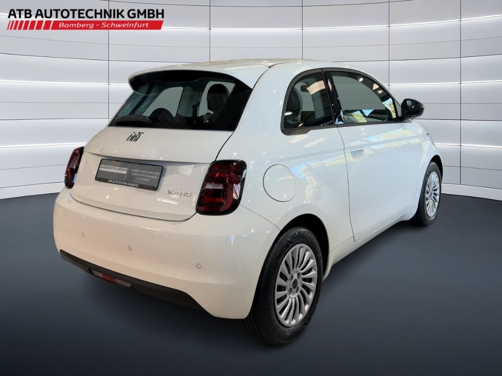 Fahrzeugabbildung Fiat 500 Hybrid Pop, Tech-Paket, DAB, Klimautom, CarP