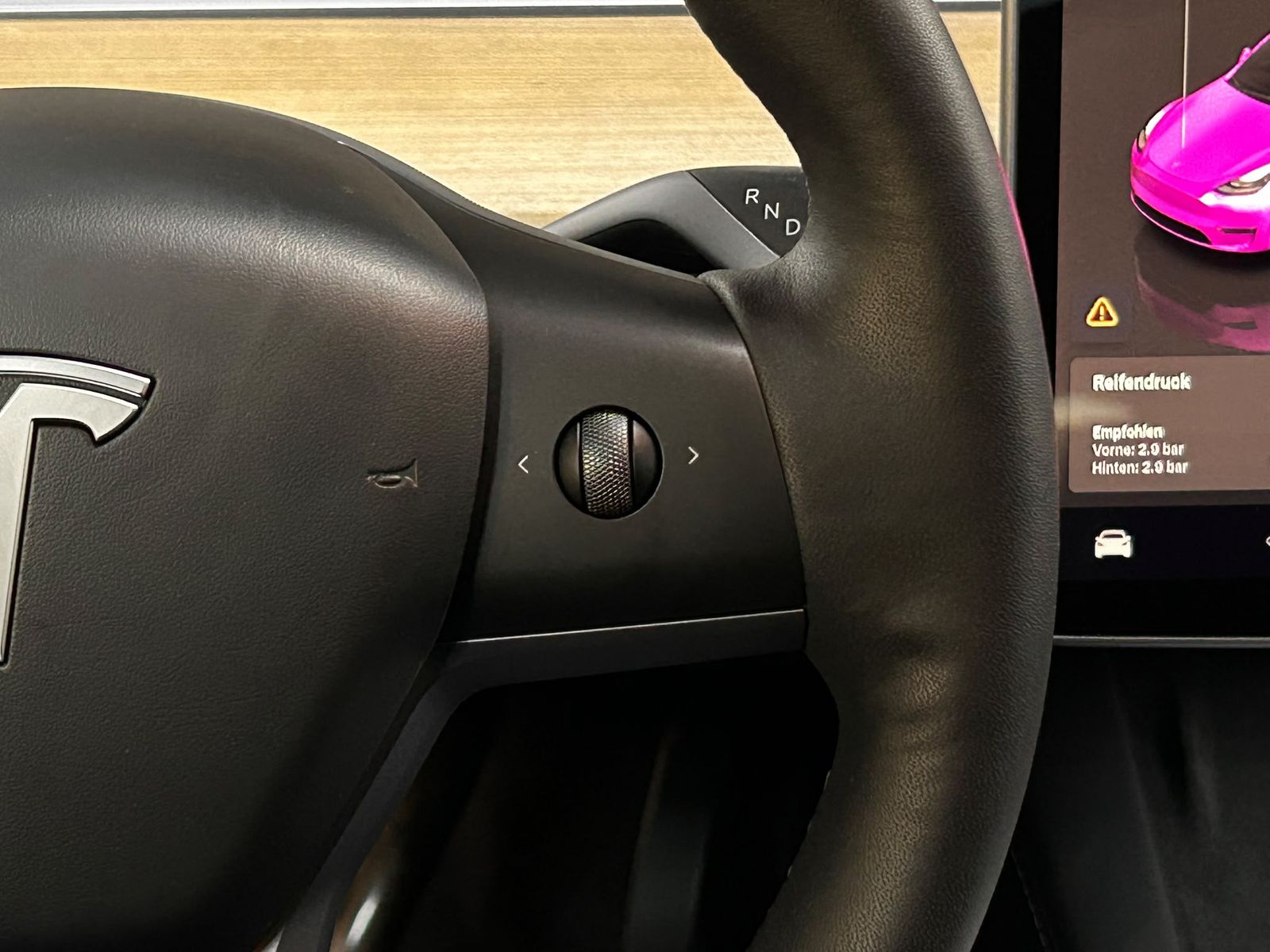 Tesla Model Y Long Range Dual AWD LED NAV SHZ 360 ACC foto 19