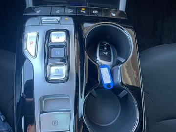 Fahrzeugabbildung Hyundai TUCSON 150PS DCT Blackline NAVI LED SD