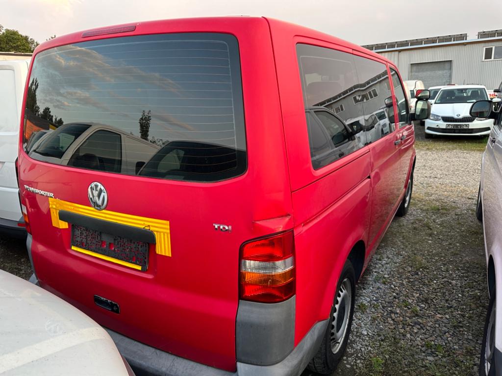 Volkswagen T5 Kombi