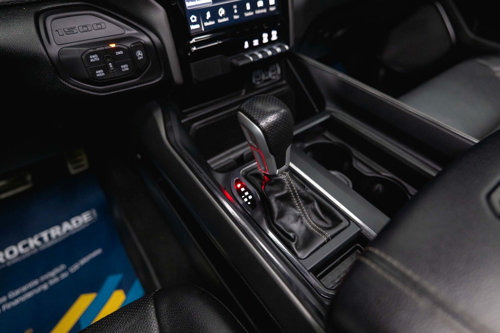 Fahrzeugabbildung Dodge RAM 5.7 V8 HEMI 4x4 LARAMIE GT NIGHT Offroad 19%