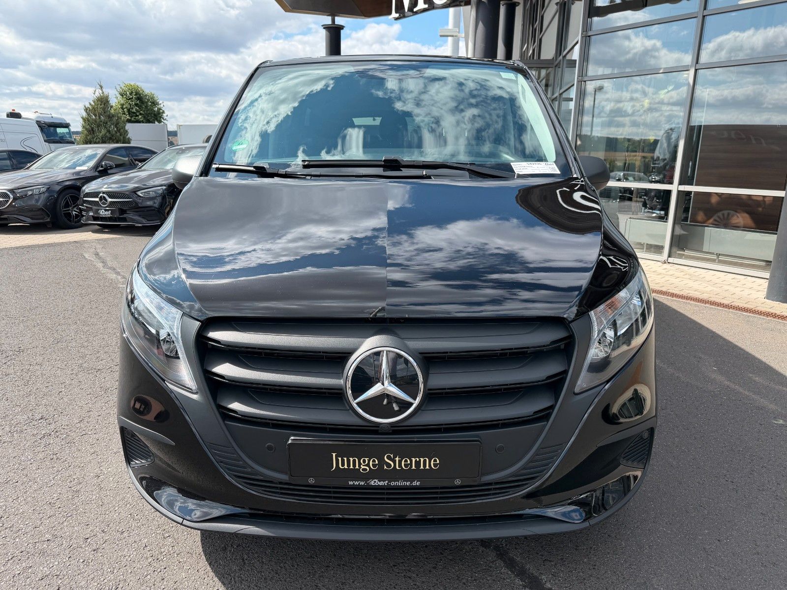 Fahrzeugabbildung Mercedes-Benz Vito 116 CDI 9G Tourer AHK2,5to 2xKlima