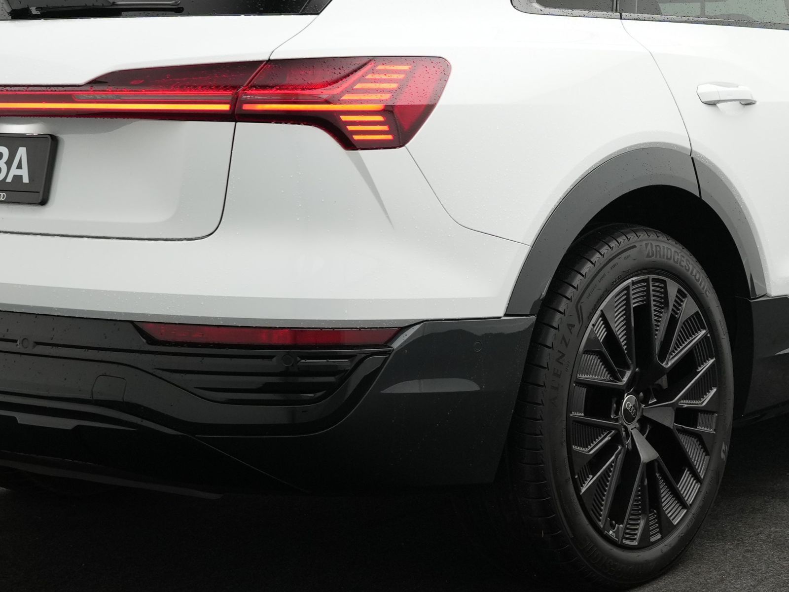 Audi Q8 e-tron - Bild 23