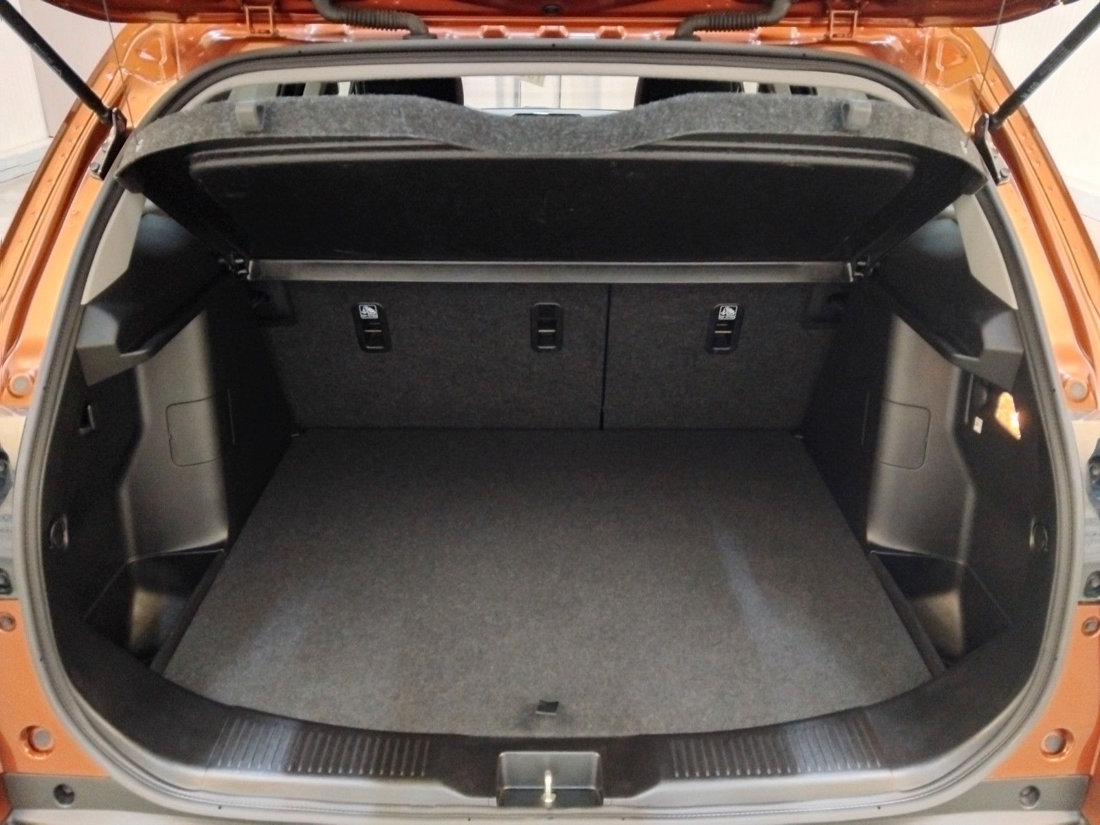 Suzuki SX4 S-Cross (06/2026, Benzin)