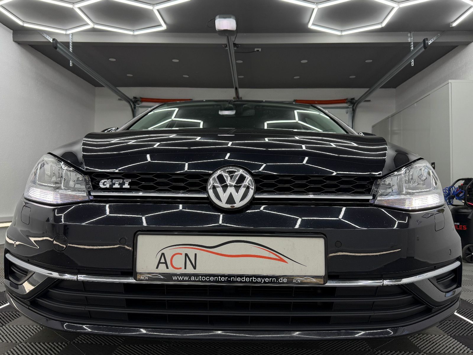 Fahrzeugabbildung Volkswagen Golf VII Lim. IQ.DRIVE BlueMotion/CAR PLAY/ACC