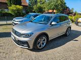 Volkswagen VW Tiguan 2 R-Line, 2,0 TDI, 150 PS, EZ 10... - Volkswagen: V10 TDI